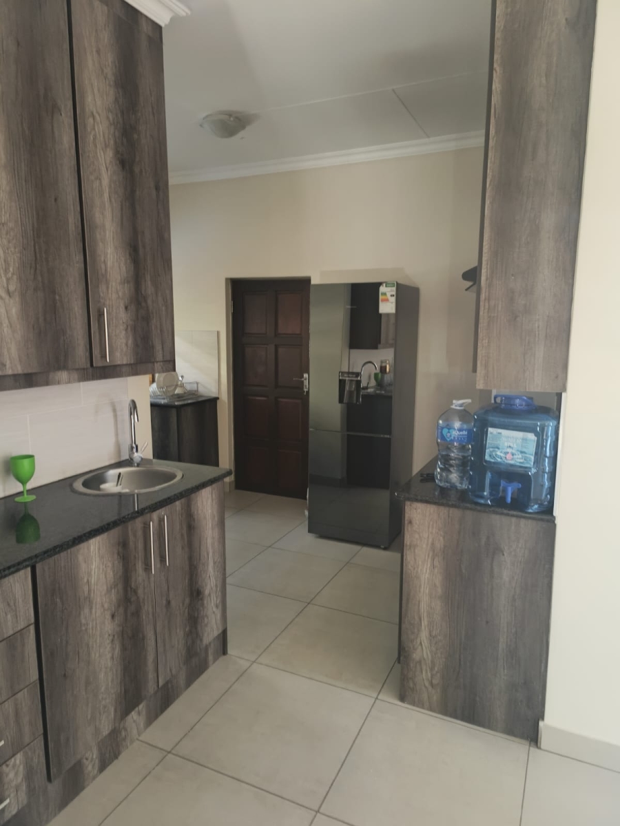 3 Bedroom Property for Sale in Van Der Hoff Park North West